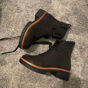 Mia River Black Boots